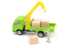 ユニック車の使い方は？必要な資格や操作の注意点も解説！
